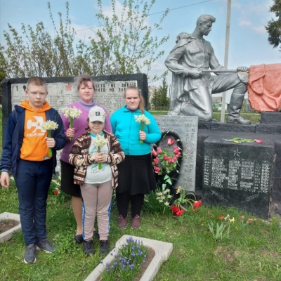 И память о войне нам книга оставляет 7