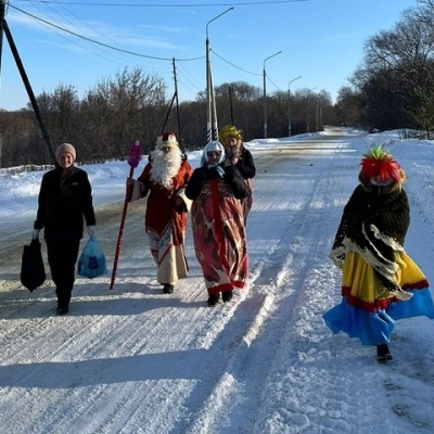 НАСТУПИЛИ СВЯТКИ &ndash; НАЧАЛИСЬ КОЛЯДКИ! 0