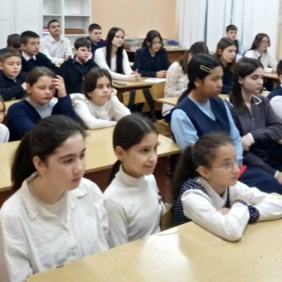 МЫ ПОМНИМ ПОДВИГИ ГЕРОЕВ 1