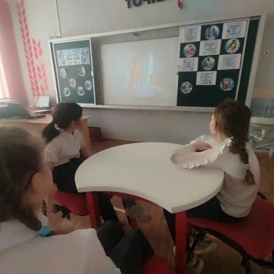 ДЕНЬ ЗИМУЮЩИХ ПТИЦ 2 ДЕНЬ ЗИМУЮЩИХ ПТИЦ 2