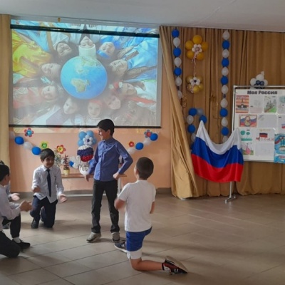 "НАМ ЕСТЬ, ЧЕМ ГОРДИТЬСЯ, И ЕСТЬ, ЧТО СБЕРЕЧЬ!" 6 + 2 "НАМ ЕСТЬ, ЧЕМ ГОРДИТЬСЯ, И ЕСТЬ, ЧТО СБЕРЕЧЬ!" 6 + 2