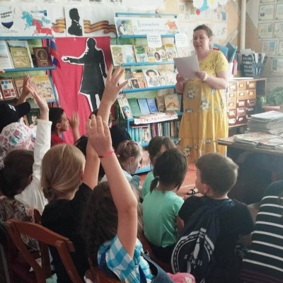 Мы  вновь  читаем  Пушкинские  строки 4