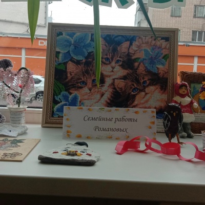 СЕМЕЙНЫЙ КНИЖНЫЙ ШКАФ 6+ 4 СЕМЕЙНЫЙ КНИЖНЫЙ ШКАФ 6+ 4