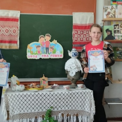 СЕМЬЯ В РУССКОМ ИЗОБРАЗИТЕЛЬНОМ ИСКУССТВЕ 9