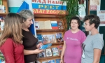 Экскурс в историю "Над нами реет флаг России" Экскурс в историю "Над нами реет флаг России"