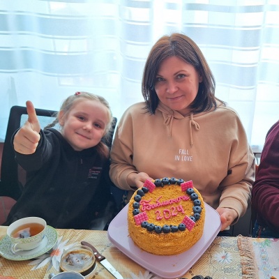 Семью сплотить сумеет мудрость книг 9