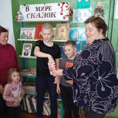 Добрый  мир  любимых  книг 4