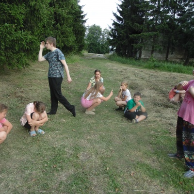 На досуге летним днём в руки книги мы берём 7 На досуге летним днём в руки книги мы берём 7