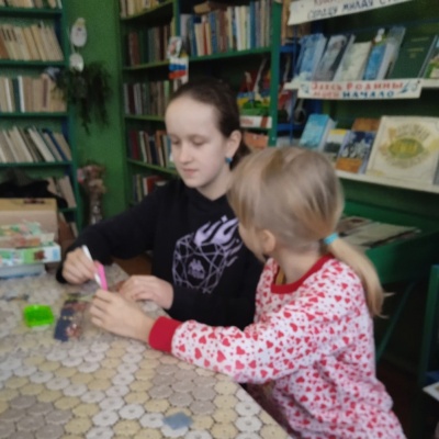 ДЕТИШКИ, ЧИТАЙТЕ КНИЖКИ! 4