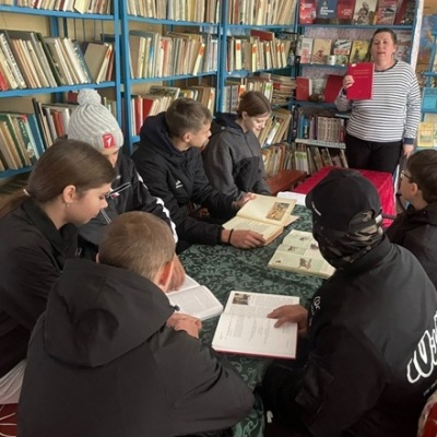 В их глазах блестит надежда и тепло 5