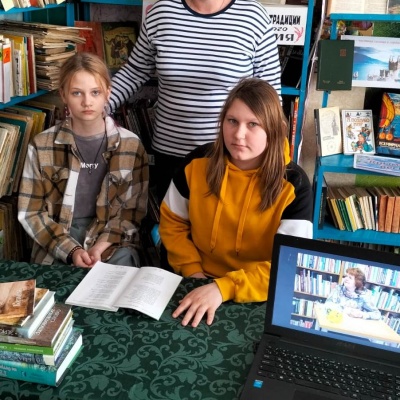 В  библиотеку  всей  семьей 4